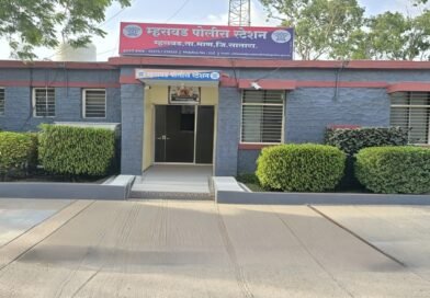 पत्रकारांच्या लढ्याला यश;अपघात प्रकरणी ठेकेदारावर गुन्हा दाखल, अमरण उपोषण मागे