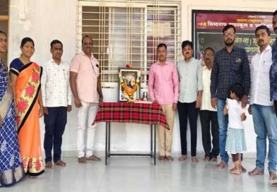 सिद्धनाथ हायस्कूलमध्ये शिवजयंती उत्साहात; मर्दानी खेळांच्या प्रात्यक्षिकांनी दुमदुमला परिसर सिद्धनाथ हायस्कूलमध्ये शिवजयंती उत्साहात; मर्दानी खेळांच्या प्रात्यक्षिकांनी दुमदुमला परिसर