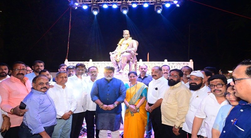 दानशूर श्रीमंत भागोजी शेठ कीर स्मारकाचे लोकार्पण संपन्न रत्नागिरी शहराच्या सामाजिक-सांस्कृतिक परंपरेला नवे वैभव