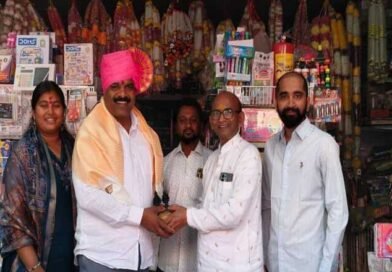 बाळासाहेब पिसे यांच्या वाढदिवसानिमित्त सत्कार