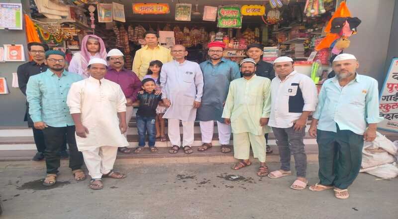 ईद निमित्त नितीनशेठ दोशी यांच्याकडून मुस्लिम बांधवांना शुभेच्छा ईद निमित्त नितीनशेठ दोशी यांच्याकडून मुस्लिम बांधवांना शुभेच्छा