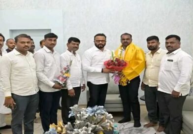 मेंढपाळ कुटुंबातील पप्पू ढवळे PSI; माणदेशातील जिद्दीचा विजय