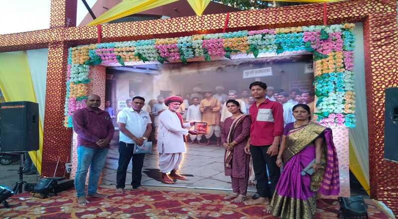 क्रांतीसूर्य महात्मा जोतिराव फुले जयंतीनिमित्त रणरागिणी संस्थेकडून अभिवादन क्रांतीसूर्य महात्मा जोतिराव फुले जयंतीनिमित्त रणरागिणी संस्थेकडून अभिवादन