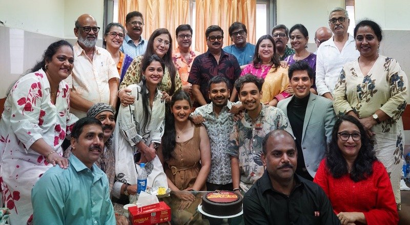 चिरंजीव परफेक्ट बिघडलाय !’ नाटकाचा शतकी प्रयोग उत्साहात साजरा