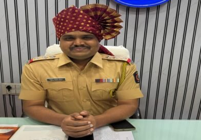 “आपली सतर्कता हाच चोरीवर मोठा प्रतिबंध” — सहाय्यक पोलीस निरीक्षक संदीप पोमण यांचे नागरिकांना आवाहन “आपली सतर्कता हाच चोरीवर मोठा प्रतिबंध” — सहाय्यक पोलीस निरीक्षक संदीप पोमण यांचे नागरिकांना आवाहन