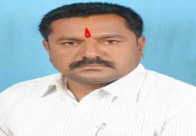 म्हसवडमधील गाळे लिलावात स्थानिकांना प्राधान्य देण्याची मागणी; पालिकेचा नियमांचा हवाला देत नकार म्हसवडमधील गाळे लिलावात स्थानिकांना प्राधान्य देण्याची मागणी; पालिकेचा नियमांचा हवाला देत नकार
