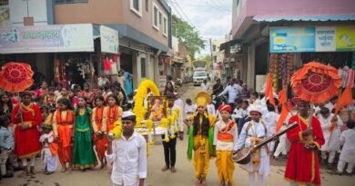 म्हसवडनगरीत विठू नामाचा गजर! माणगंगा शैक्षणिक संकुल मासाळवाडीच्या बालचमूंचा रंगला दिंडी सोहळा म्हसवडनगरीत विठू नामाचा गजर! माणगंगा शैक्षणिक संकुल मासाळवाडीच्या बालचमूंचा रंगला दिंडी सोहळा