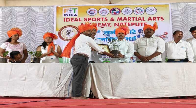 नातेपुतेच्या भूमीत नवनाथ भिसेंचा क्रीडा क्षेत्रात गौरव; ‘क्रीडारत्न पुरस्कार २०२६’ने सन्मान